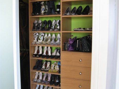 angled shoe shelf